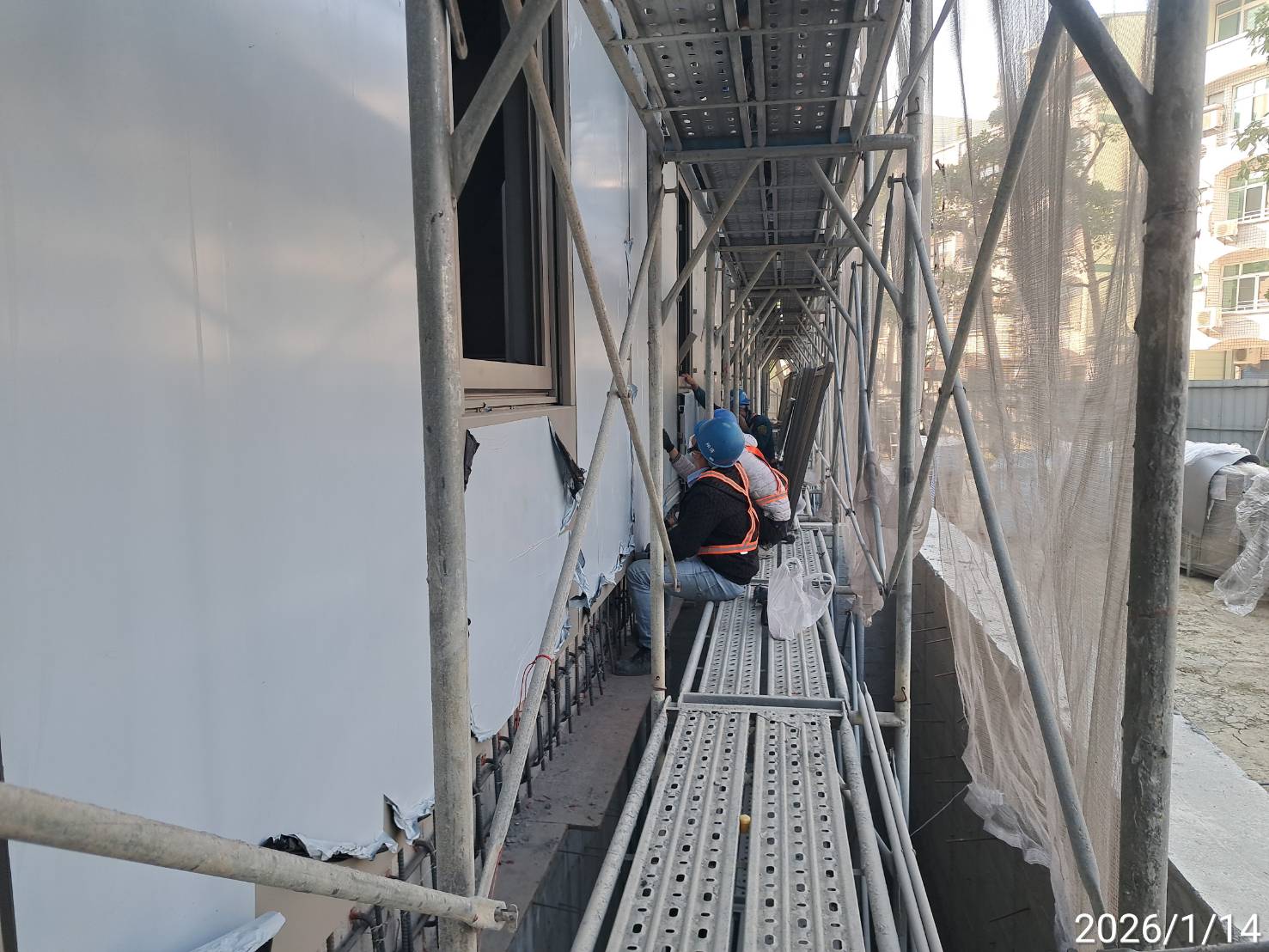 0114圖書館1樓西側鋁版帷幕安裝